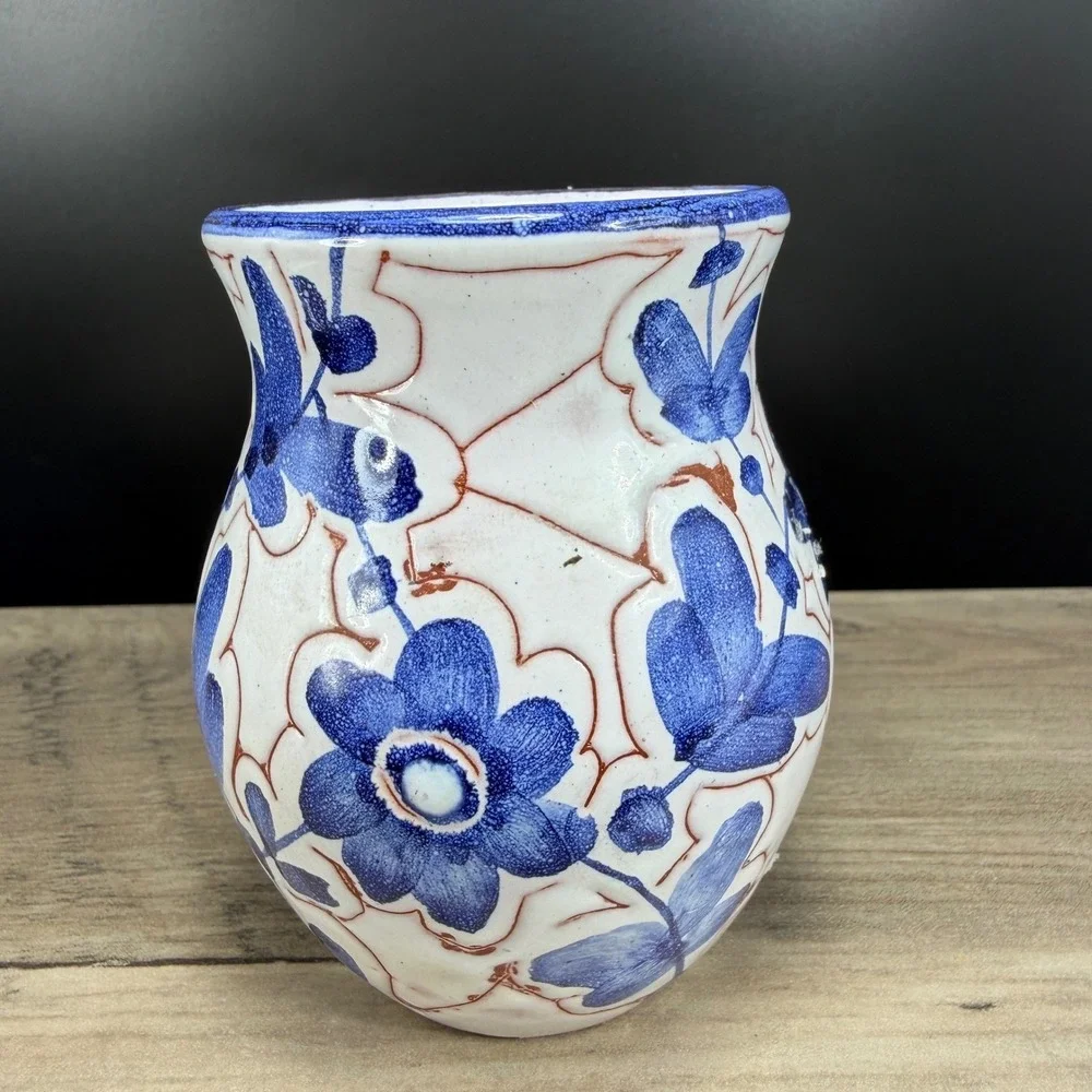 Vintage Made in Norway Blue White Floral‎ Ceramic Bud Vase Hand Painted 3.5 Inch